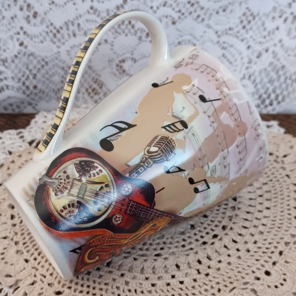 CARDEW DESIGN TGUY BONE CHINA ROCK & ROLL MUG W/PIANO KEY GRAPHIC HANDLE 2013 - Picture 6 of 10